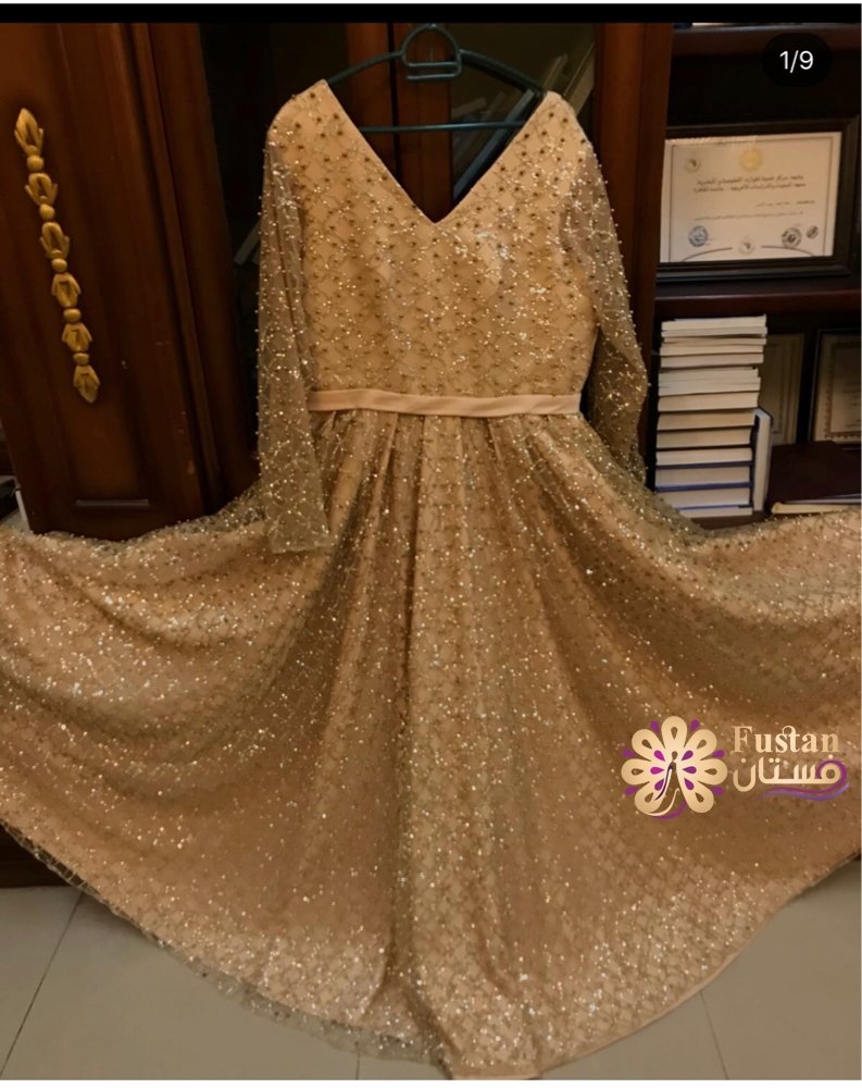 فستان مقاس كبير
