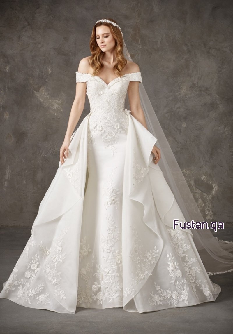 فستان عرس من Pronovias للبيع او الايجار