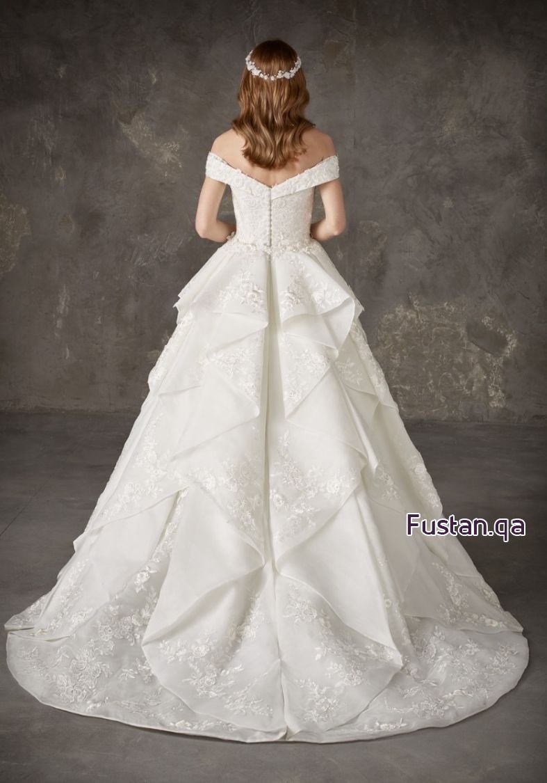 فستان عرس من Pronovias للبيع او الايجار