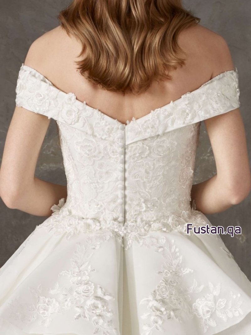فستان عرس من Pronovias للبيع او الايجار