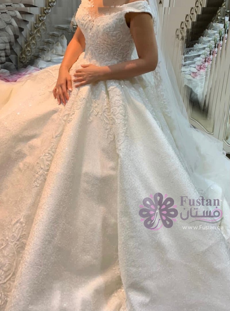 فستان عرس للبيع