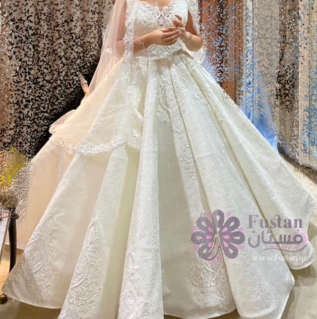 فستان عرس للبيع