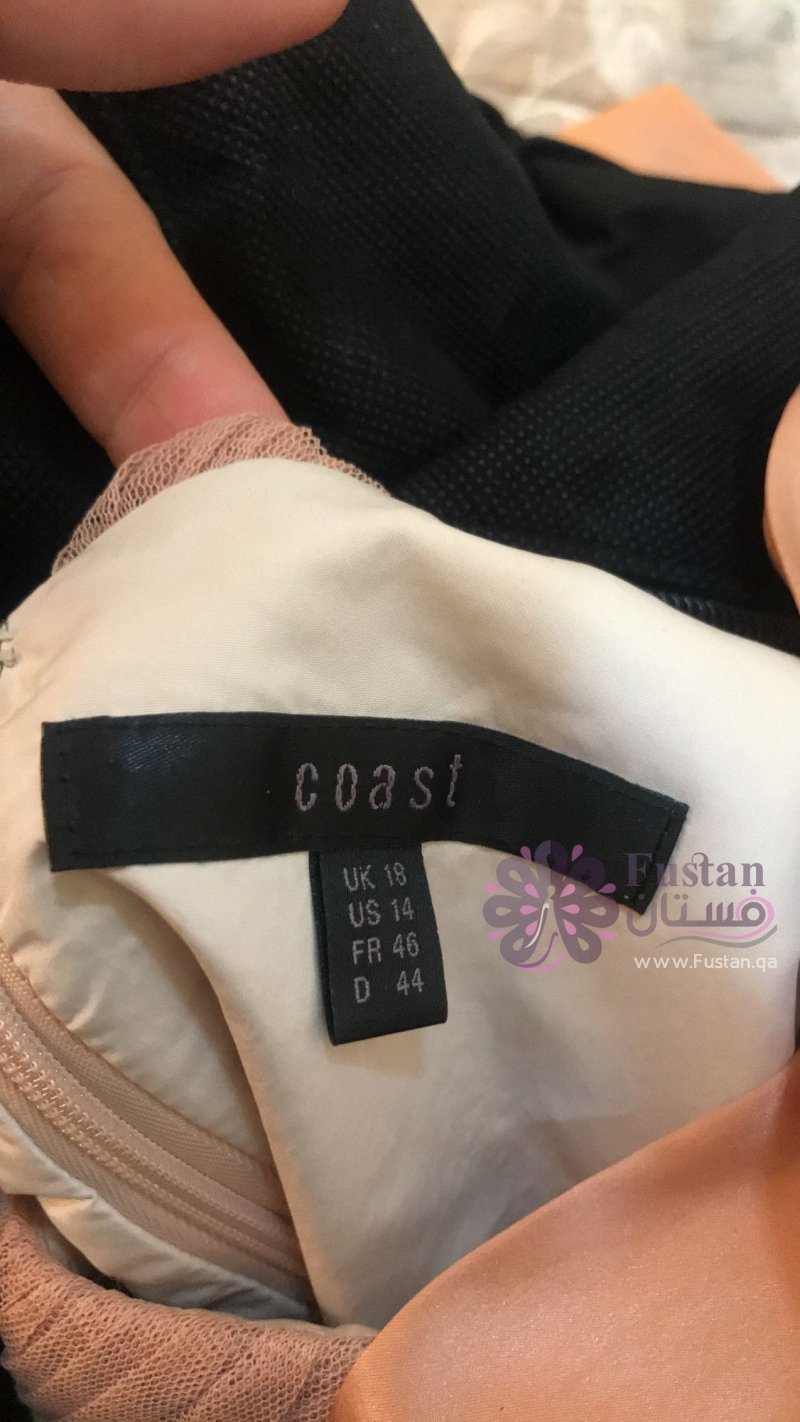 Dress / coast