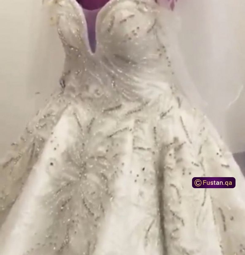 فستان زفاف جميل لبسه واحده 