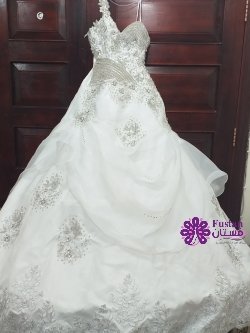 فساتين حفله وعروس