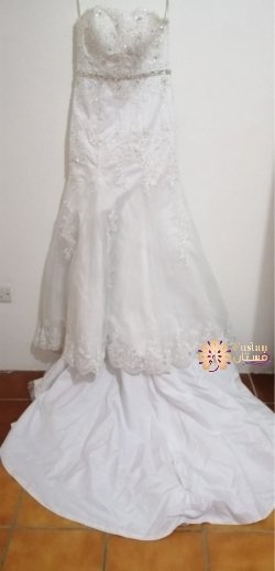 فستان زفاف للبيع