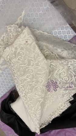 فستان زفاف ( عرس ) ابيض للبيع :  