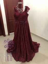 فستان خطوبة او حفلة