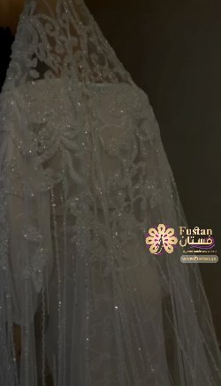 فستان للبيع