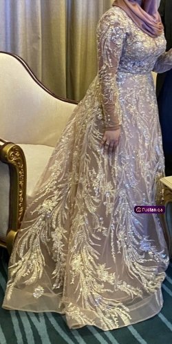 فستان خطوبه لبسة واحده