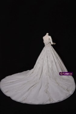 فستان عروس لبسة واحدة تصميم marcela de cala